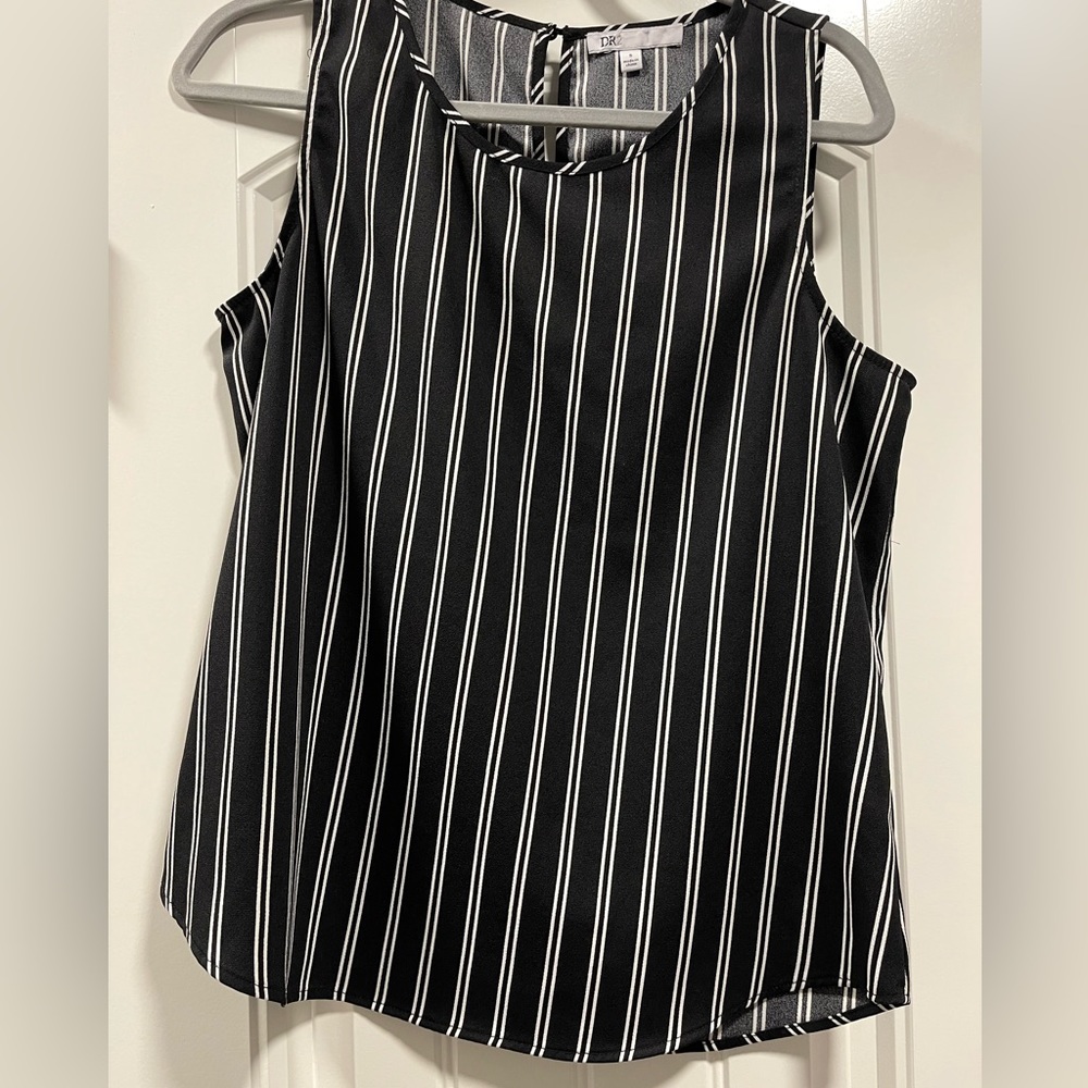 Black w/ white stripes business tank